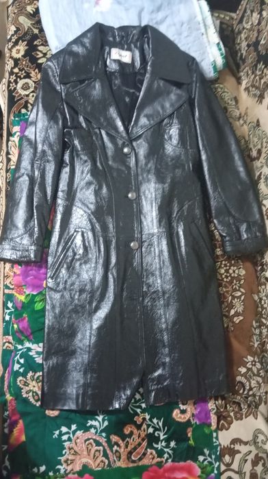 Женские сюртуки кожаные
