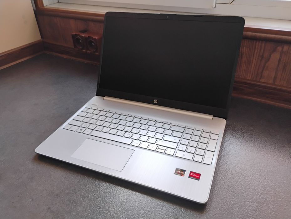 Laptop HP - Ryzen 5 - 5000serie - 16gb