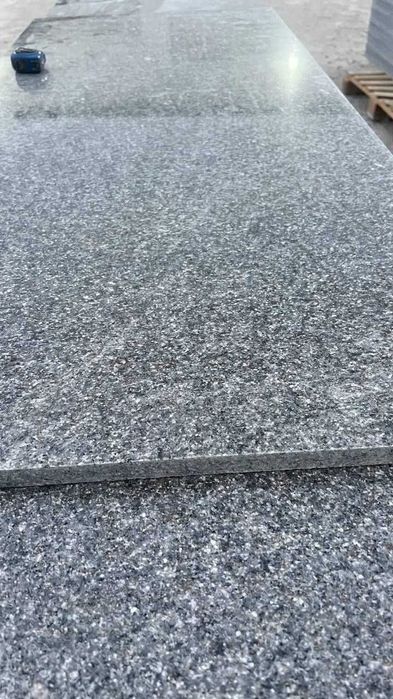 Гранит серый ва бошка ранглари бор