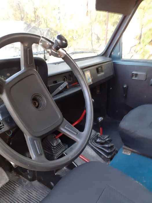 Vând ARO Camioneta