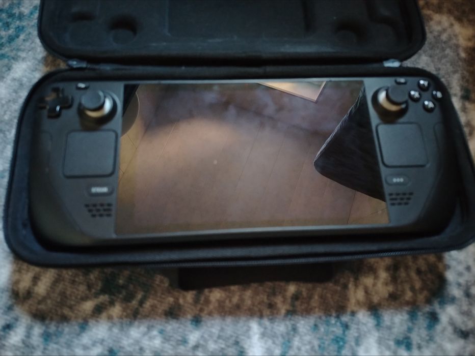 Steam deck LCD 64 gb 512 sd