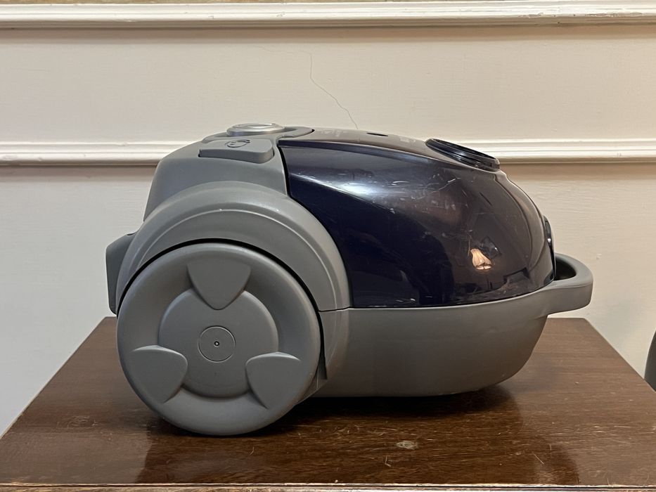 Пылесос LG V-C3243ND