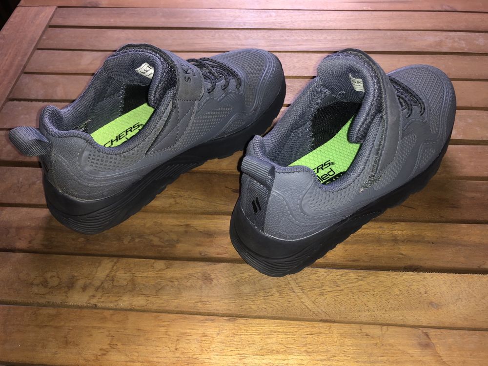 Маратонки Skechers
