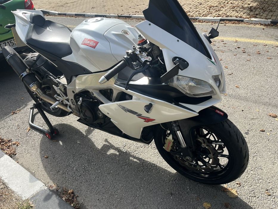 Aprilia RSV4 1000