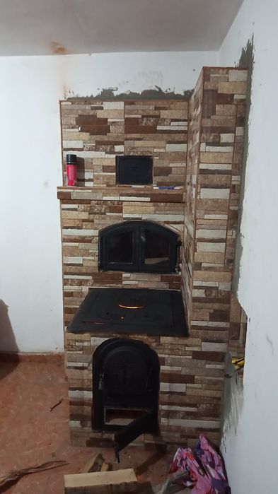 fac șemineu și sobe .