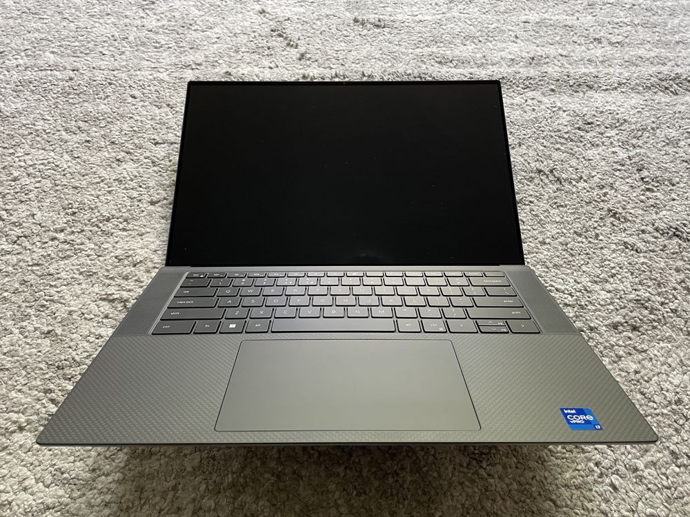 Dell Precision 5560 i7-11th/Nvidia T1200/32 RAM/1 TB Нов!