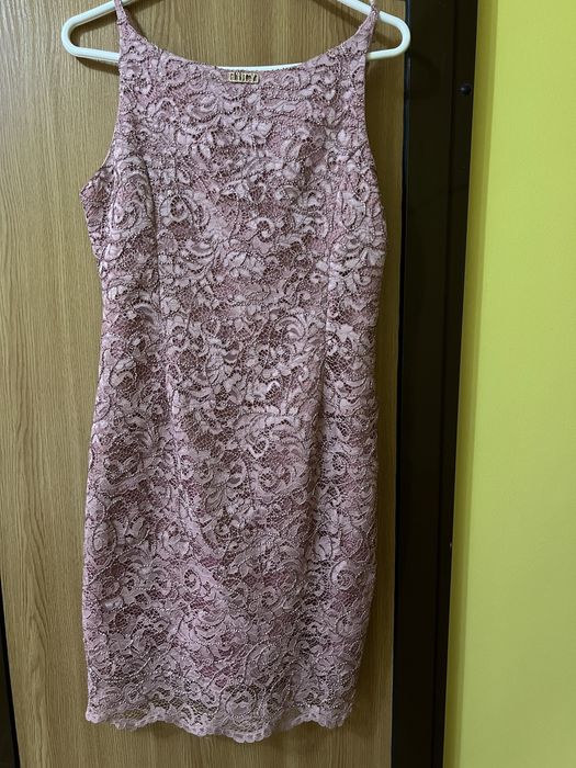 Рокля lucy fashion