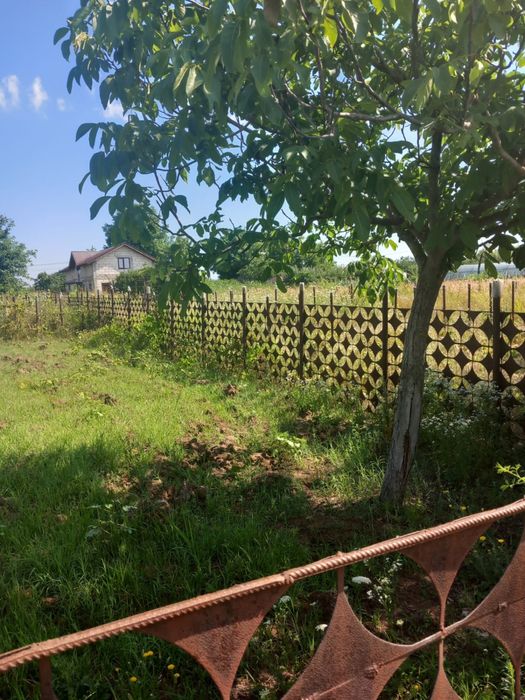 Vând teren intravilan, loc de casa,GAZE urmeaza!