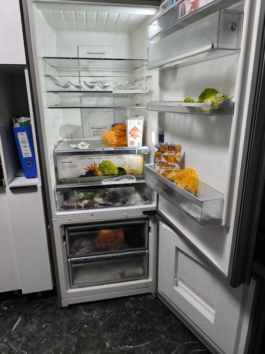 Продаётся холодильник