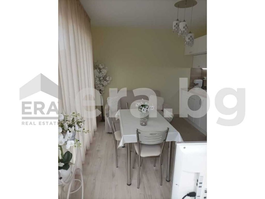 Продава се Двустаен апартамент в Варна, Победа - 62 кв.м за 2097 €/кв.м - Снимка #3