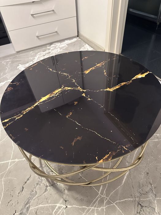 Masuta cafea.Folosita putin timp