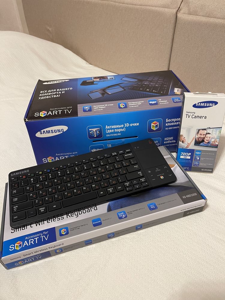 Беспроводная клавиатура и ТВ камера к телевизору Samsung