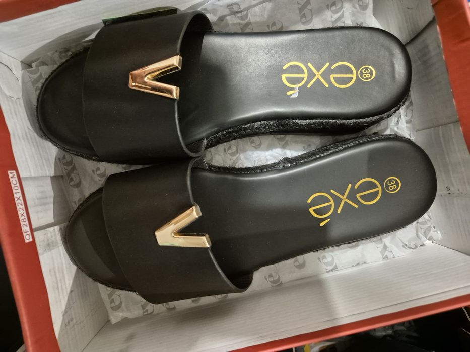 Дамски чехли EXE