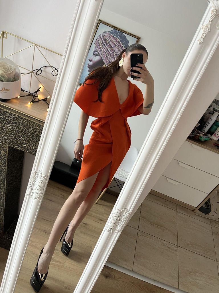 Рокля ASOS размер С