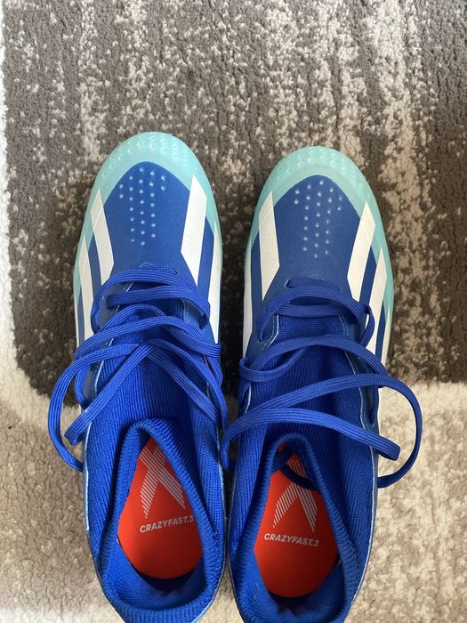 футболные бутсы