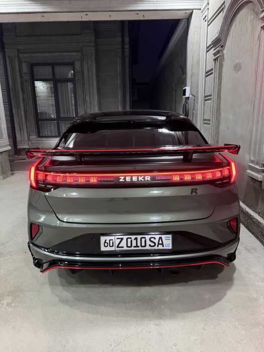 Zeekr 001 fr 2024/2025 restyliing