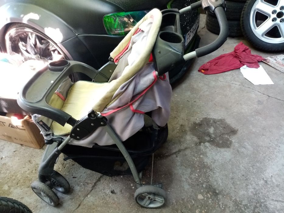Бебешка количка сгъваема Бертони