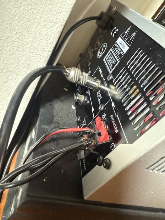 Mini Yamaha rceiver-DC CRX -330
