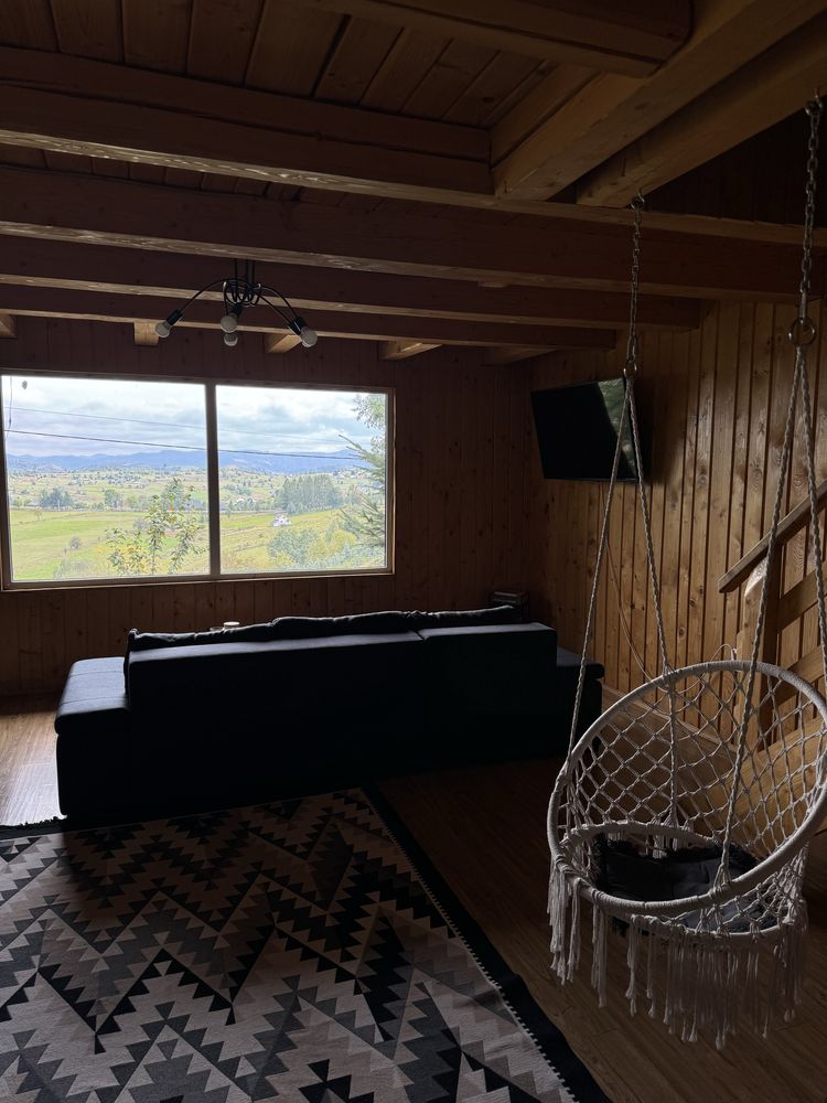 Cabana de inchiriat Marisel,disponibilă in Iulie