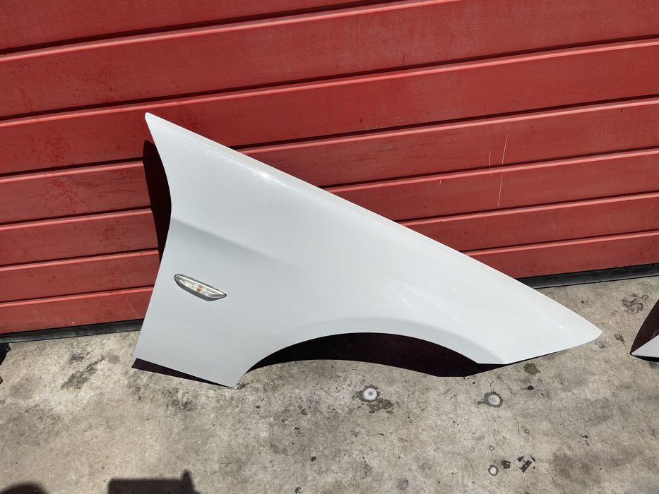 Aripa seria 3,E90/E91,culoare alba