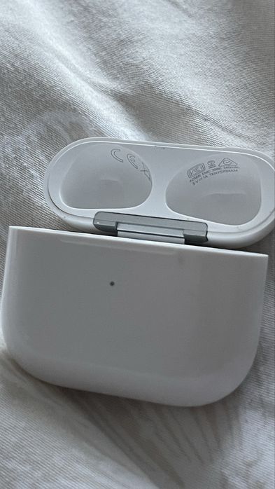 Case airpods gen3 originală