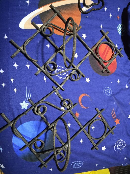 Suporturi ghivece din fier forjat