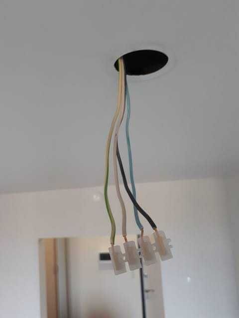 Електрически услуги, настройка на компютри, смартфони, камери