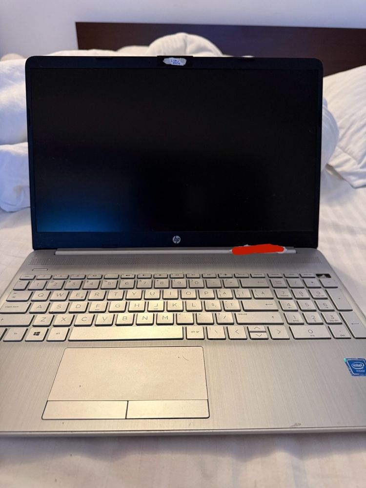 Laptop HP Intel Celeron n4020, 4GB Ram, 1TB HDD