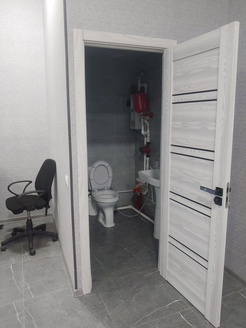 Офис для бизнеса  шинам ва кулай локатцыяда