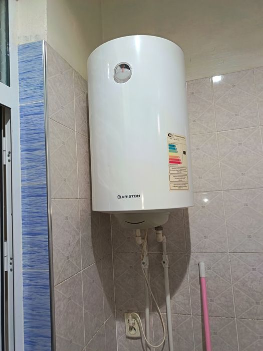 Ariston sotilladi 80 litr