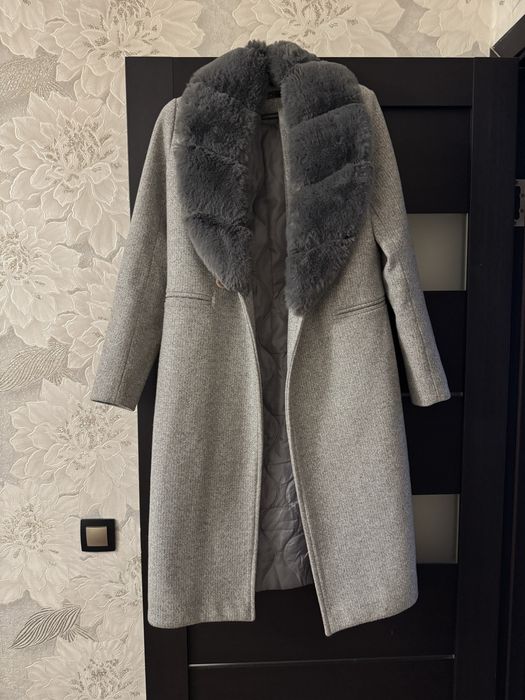 Продам зимнее пальто