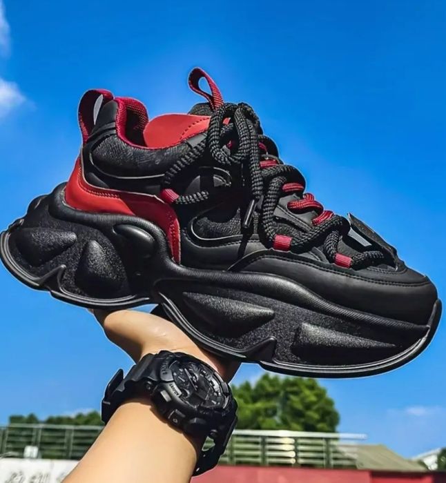 Adidași diverse modele deosebite