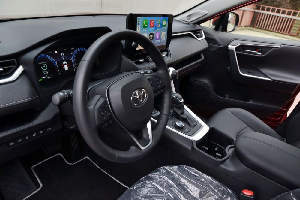 Toyota rav 4  luxury premium  90km noua