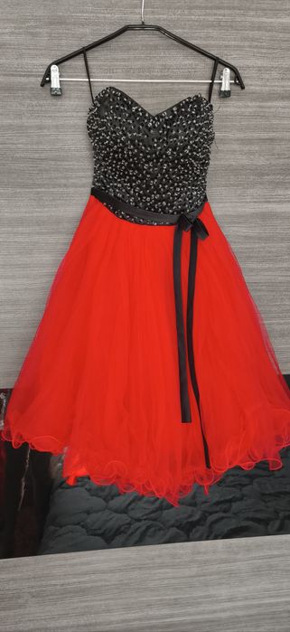 Rochie scurtă elegantă