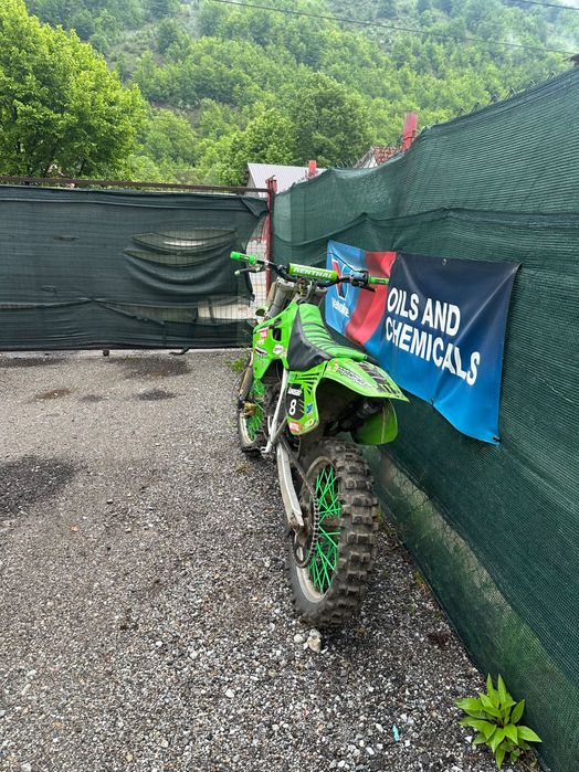 Vând Kawasaki 125cc 2t