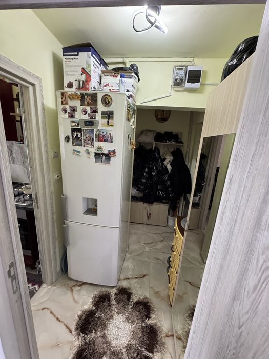 Vand apartament cu 3 camere mobilat