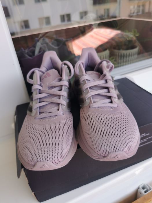 Vand Adidași Adidas
