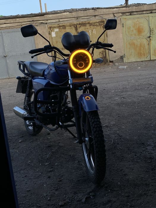 Продам  мопед яки