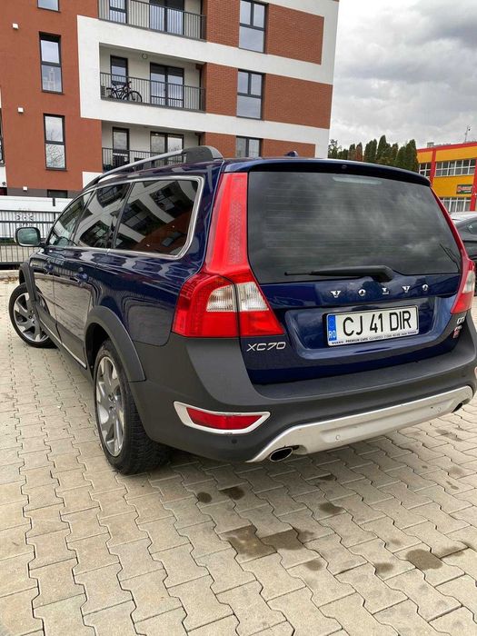 Volvo XC70 2.4 cmc D3 (motor 5 cilindri) model Ocean Race