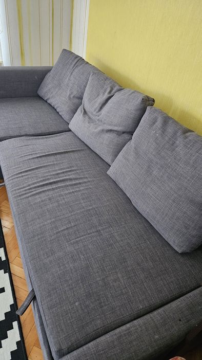 Диван канапе с лежанка и място за багаж Friheten от Икеа