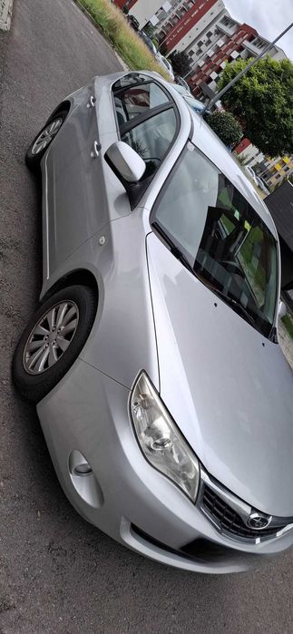 Vând Subaru Impreza