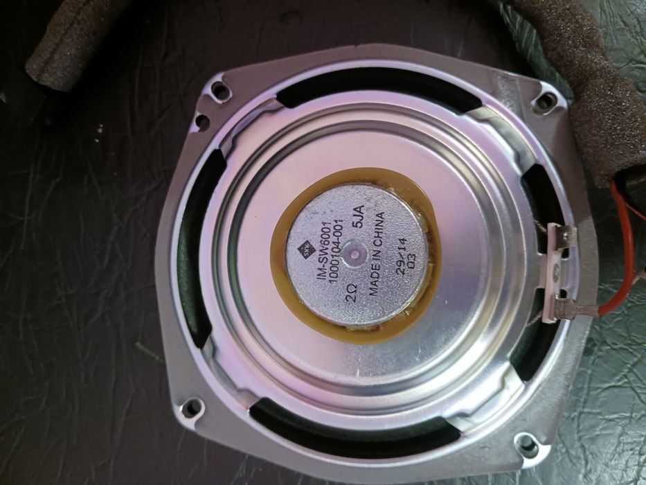 Subwoofer twetere a4 b8