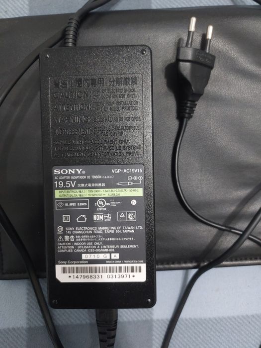 Vand incarcator laptop Sony