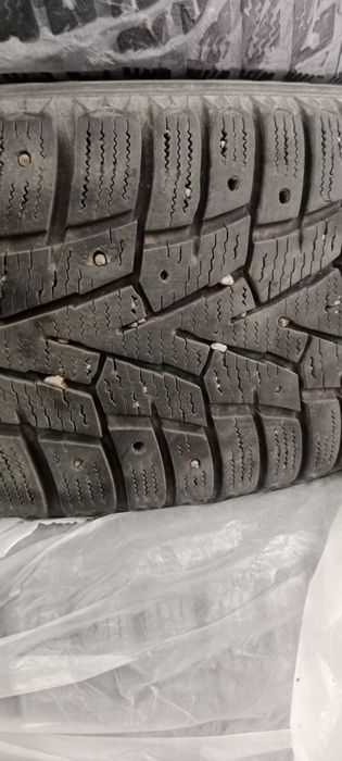 Продам ризину на 16 состояние б.у размер215/55/16