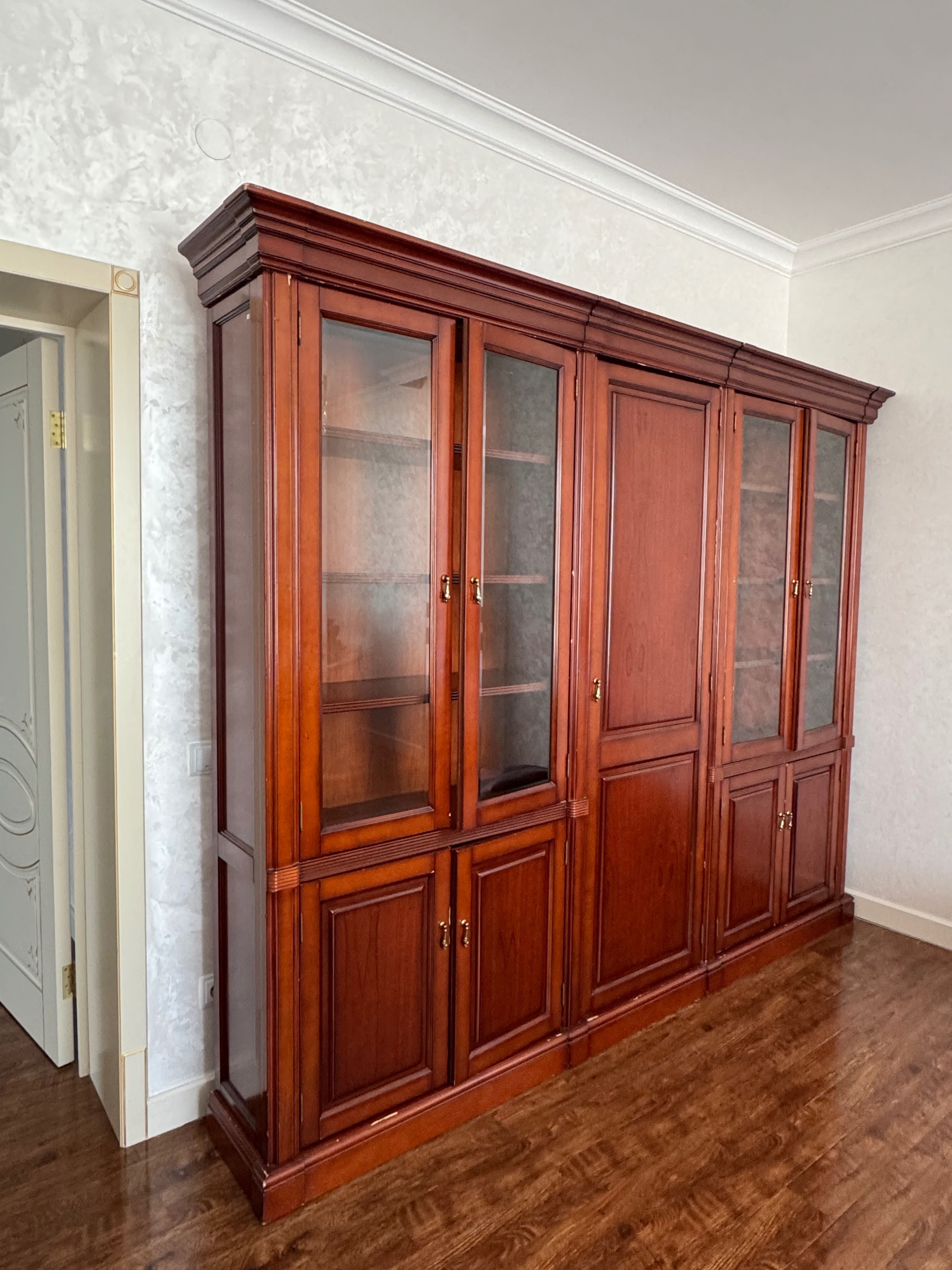 Продаю рабочий кабинет