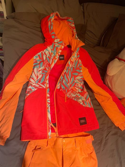 Costum schi O’Neill fetite