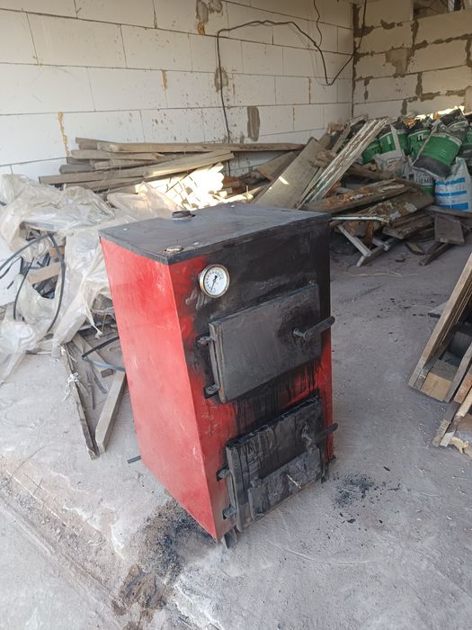 Твердотопливный котёл.