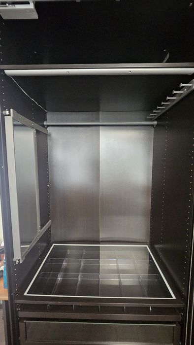 Dulap de la Ikea PAX