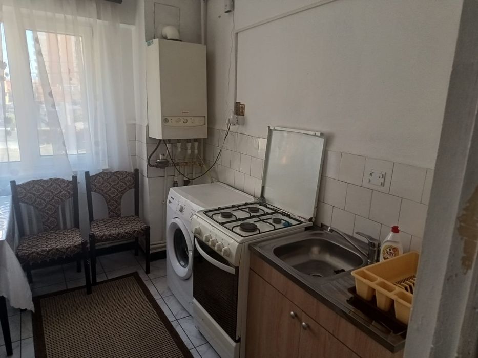 Ofer pentru închiriere apartament 2camere ultracentral