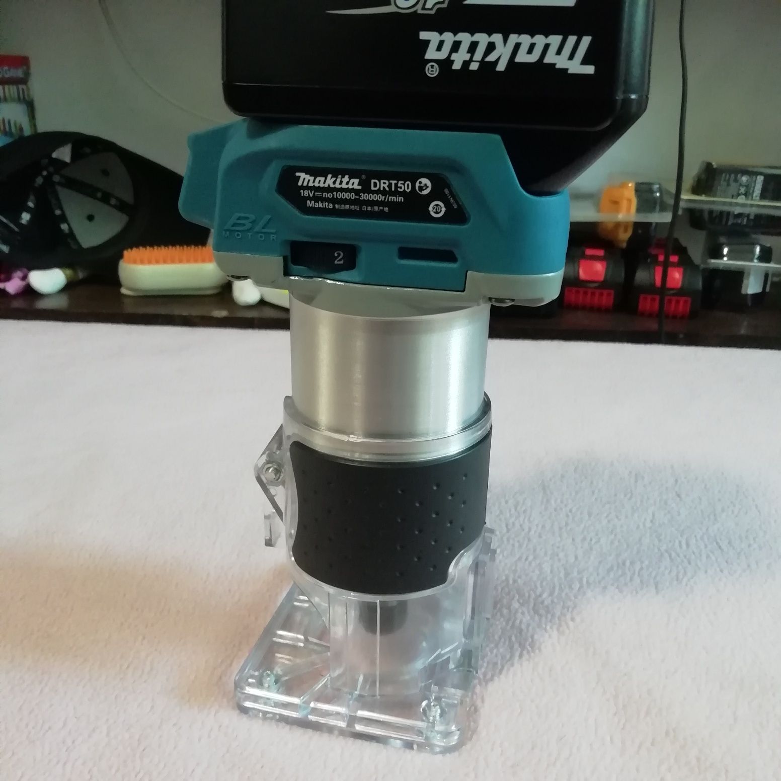 Freza Makita DRT50